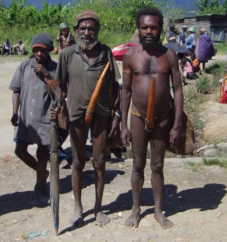 Homens de tribos africanos
